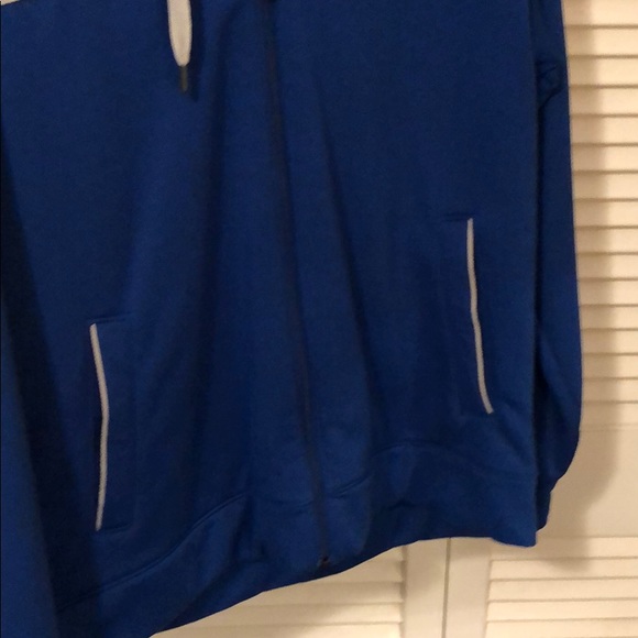 Zippered hoodie - Picture 4 of 4